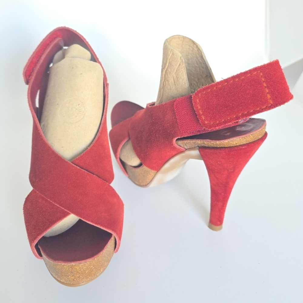 Pedro Garcia Red Suede Slingback Sz 35 Heels Or 5-5.5US